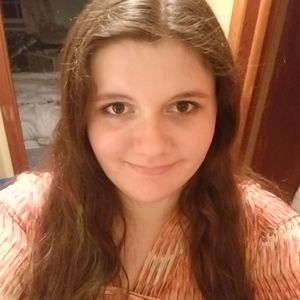 Meet your Posher, Caitlin